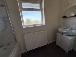 Photo 25- click for photo gallery